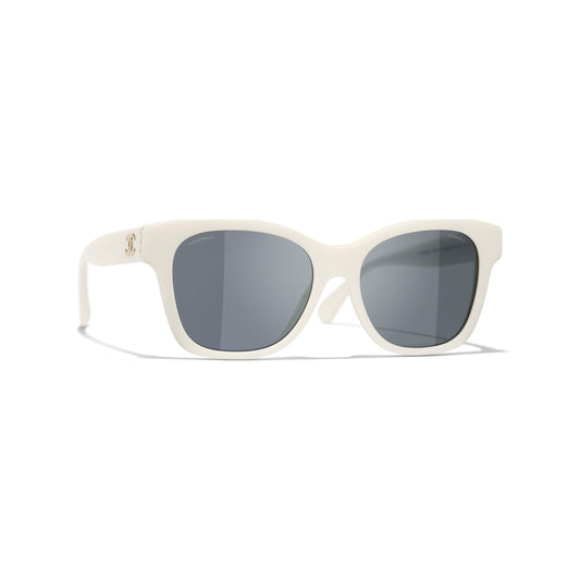 CHANEL - SUNGLASSES